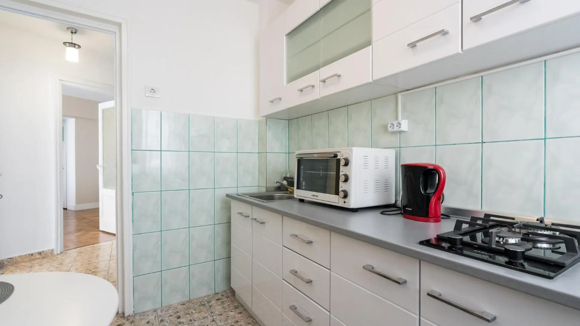 City View Apartment With Private Balcony Bucharest Romania