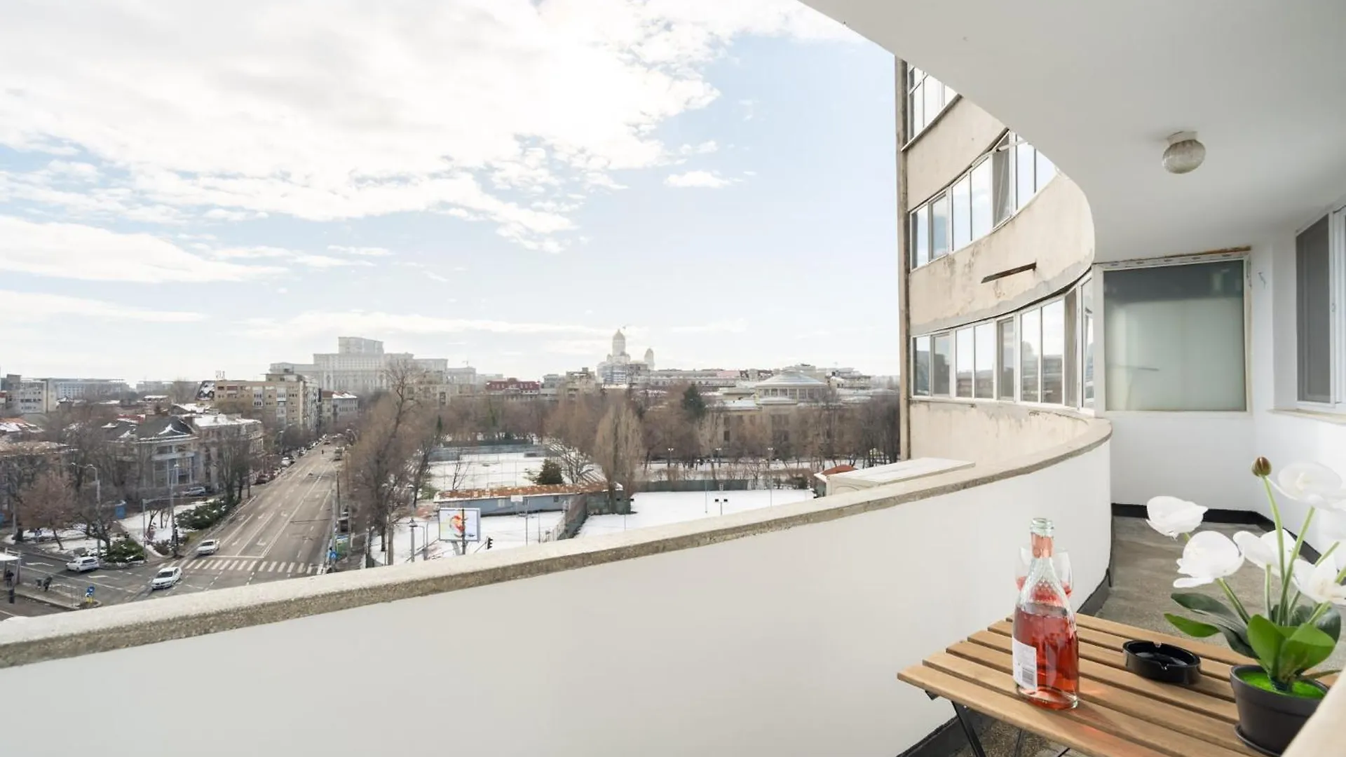 City View Apartment With Private Balcony Bucharest 0*,